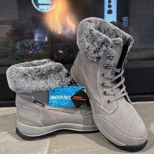 Tundra SurreyThermalite Insulated,water resistant,suede upper,faux fur,winter
